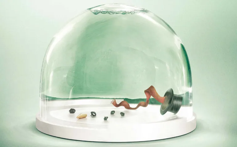 Transparent Dome with Small Display Objects